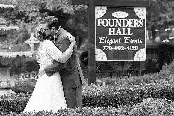 Elizabeth&Jonathan0163