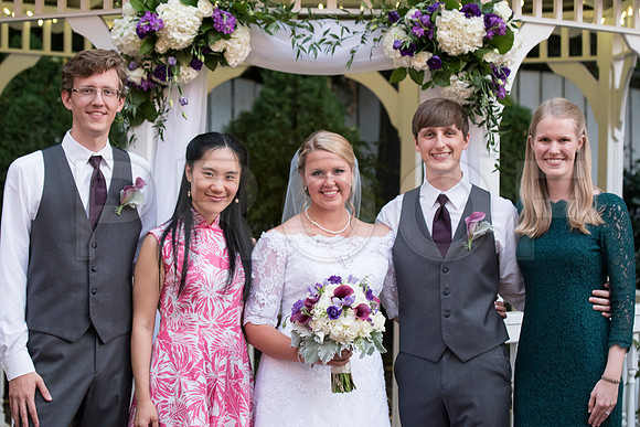 Elizabeth&Jonathan0321