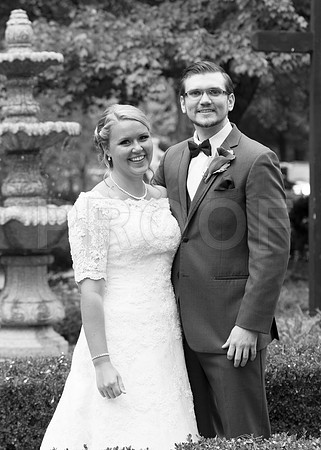 Elizabeth&Jonathan0165
