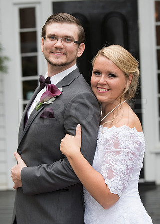 Elizabeth&Jonathan0176