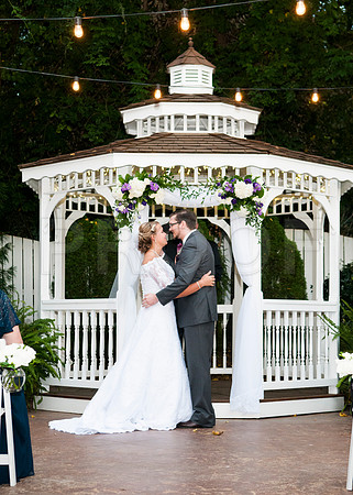 Elizabeth&Jonathan0284