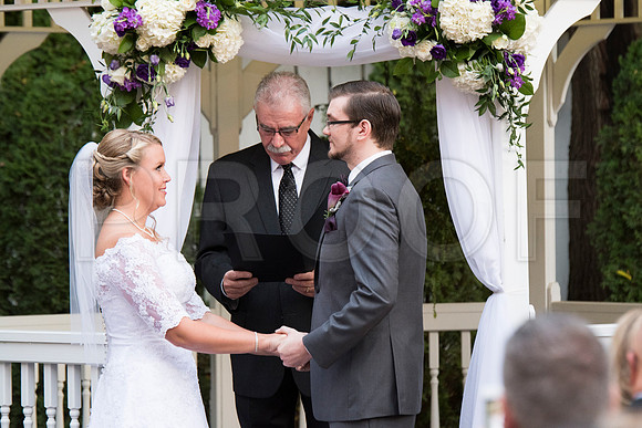 Elizabeth&Jonathan0271