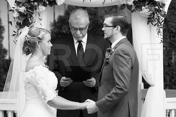 Elizabeth&Jonathan0268