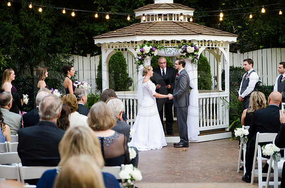 Elizabeth&Jonathan0272