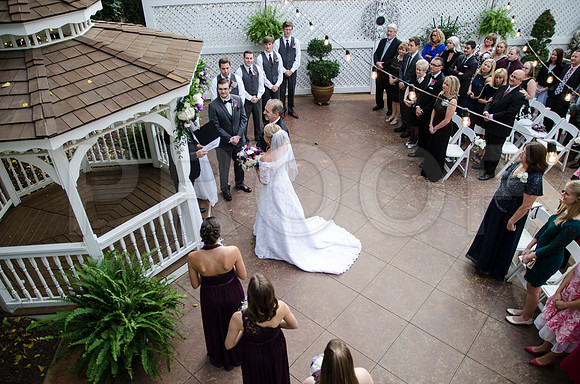 Elizabeth&Jonathan0248