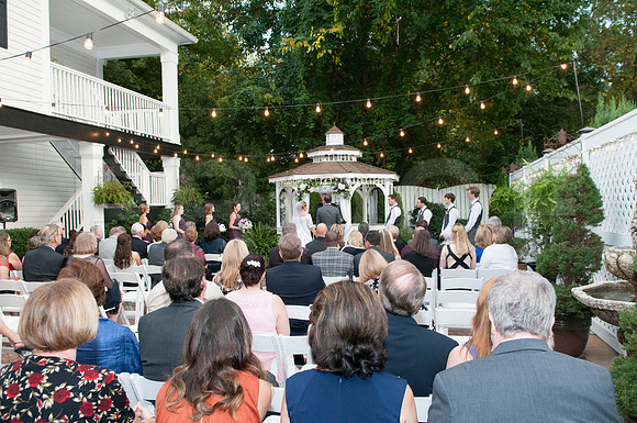 Elizabeth&Jonathan0258