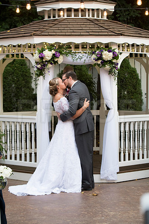 Elizabeth&Jonathan0290