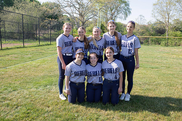 SKHSSoftball0013