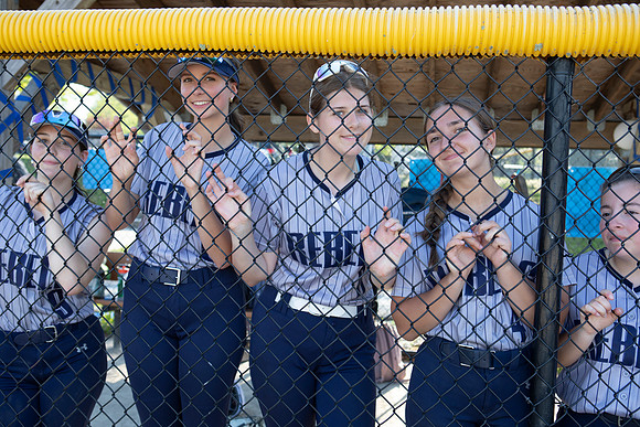 SKHSSoftball0031