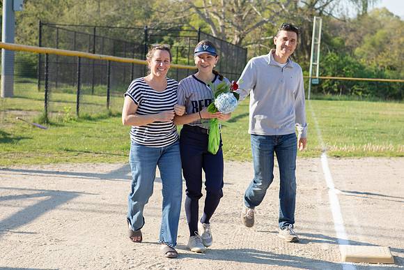 SKHSSoftball0037