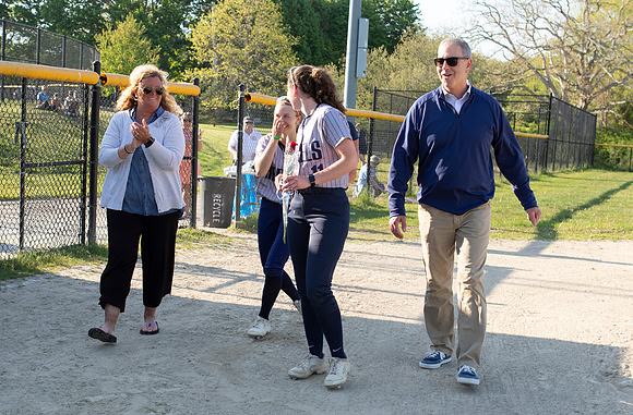 SKHSSoftball0044