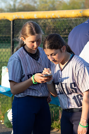 SKHSSoftball0060