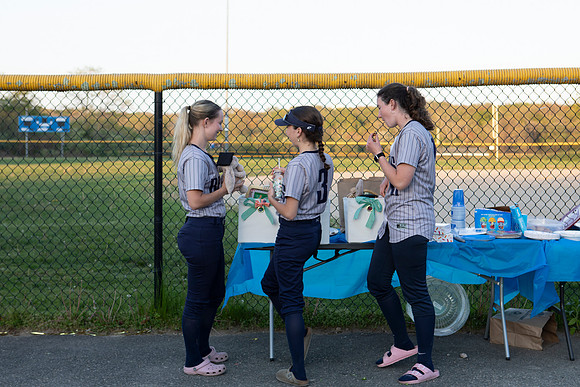 SKHSSoftball0064