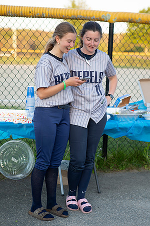SKHSSoftball0067