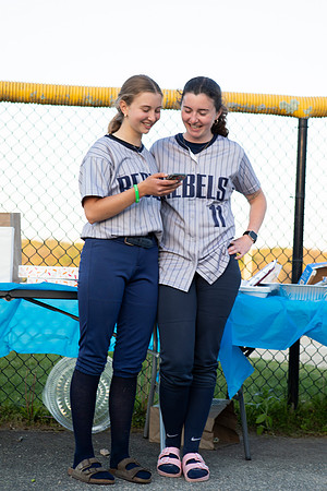 SKHSSoftball0069