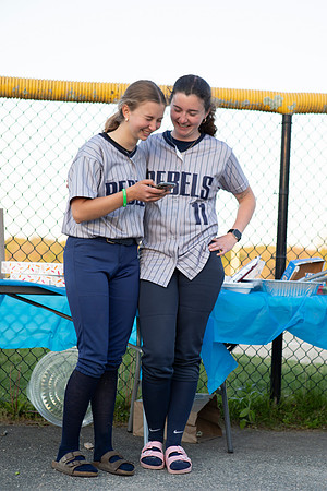 SKHSSoftball0071