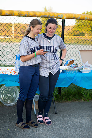 SKHSSoftball0068