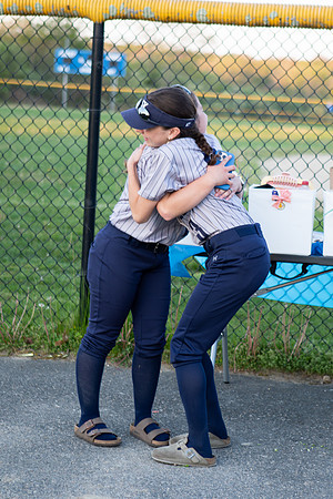 SKHSSoftball0092