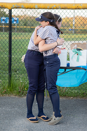 SKHSSoftball0096
