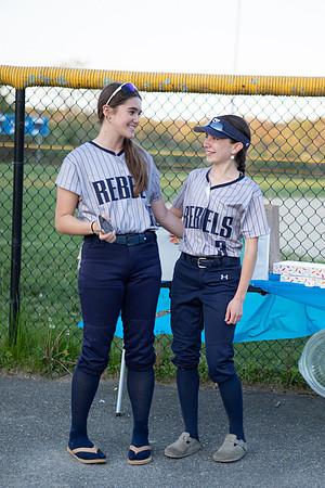SKHSSoftball0095