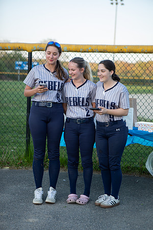 SKHSSoftball0098