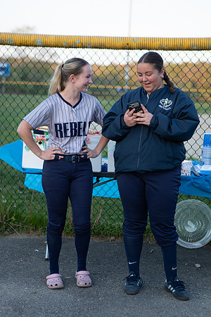 SKHSSoftball0102