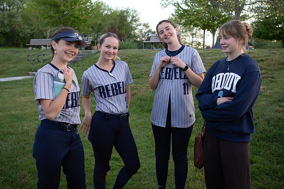 SKHSSoftball0129