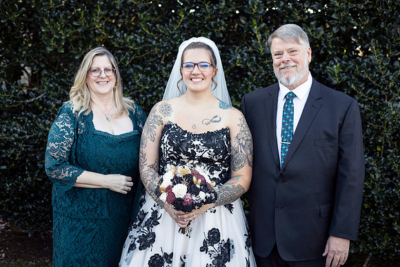 Laura&Laurel00070