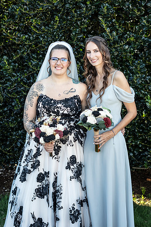 Laura&Laurel00077