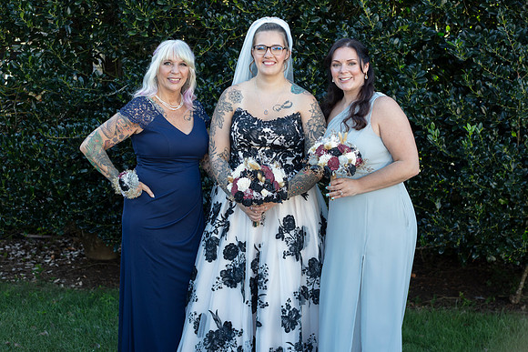 Laura&Laurel00065