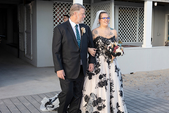 Laura&Laurel00119