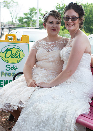 Laura&Emily0048