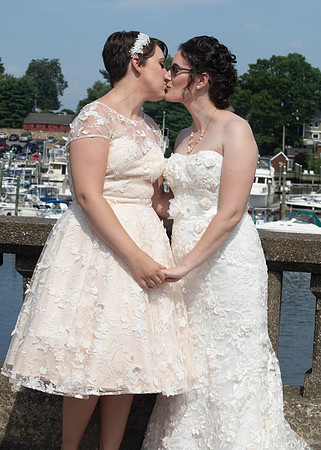 Laura&Emily0077