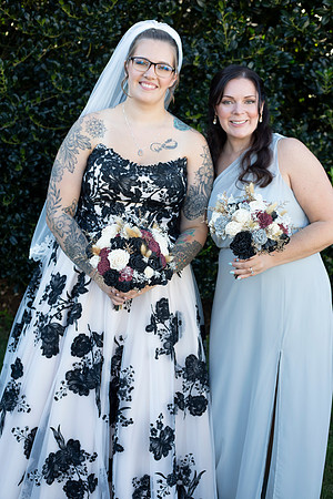 Laura&Laurel00066