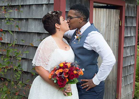 Lauren&Kelly0427
