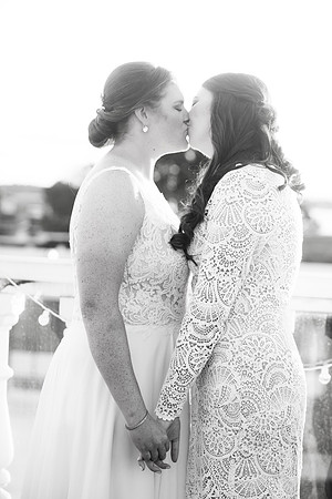 Diana & Madelyn0546