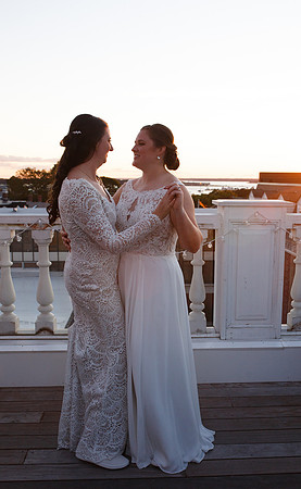 Diana & Madelyn0564