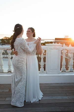 Diana & Madelyn0563