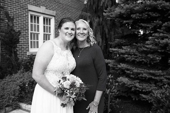 Diana & Madelyn0245