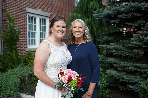 Diana & Madelyn0243