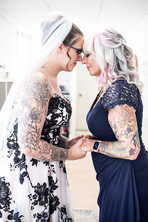 Laura&Laurel00034
