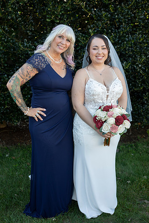 Laura&Laurel00060
