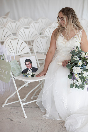 Emily&Zach00257