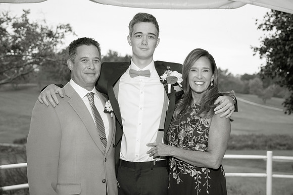 Emily&Zach00465