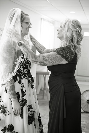 Laura&Laurel00037