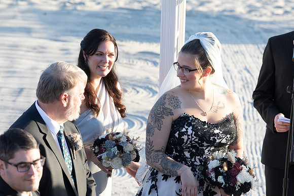 Laura&Laurel00150