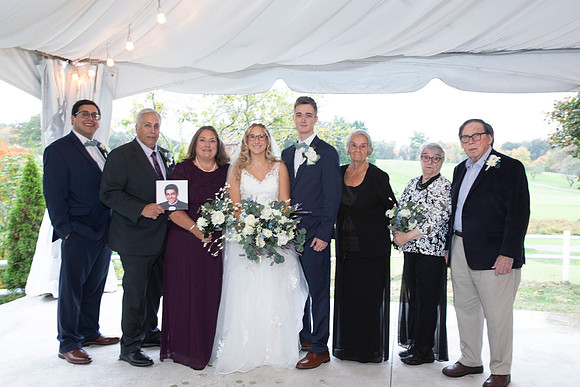 Emily&Zach00450