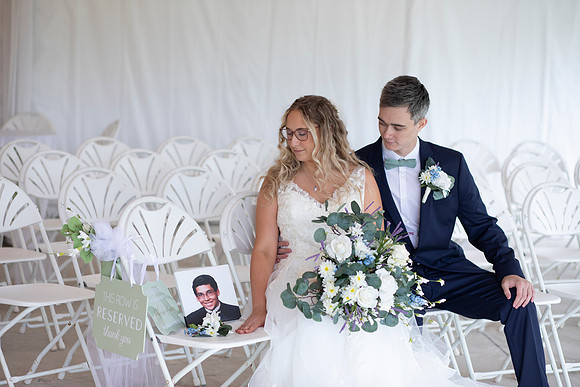 Emily&Zach00259
